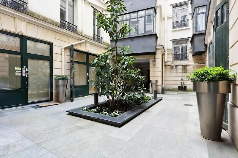 308-Suite Marbeuf - Superb Apartment In Paris 0*,