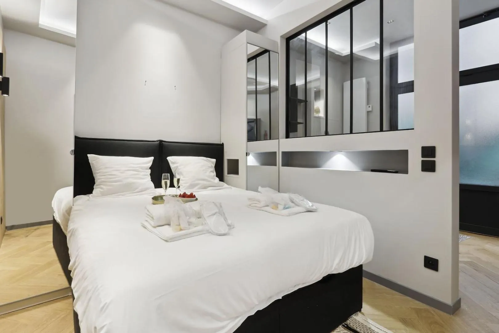 308-Suite Marbeuf - Superb Apartment In Paris